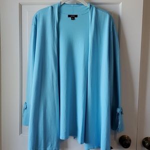 Alfani womens sweater never worn before with beautiful detailed sleeves